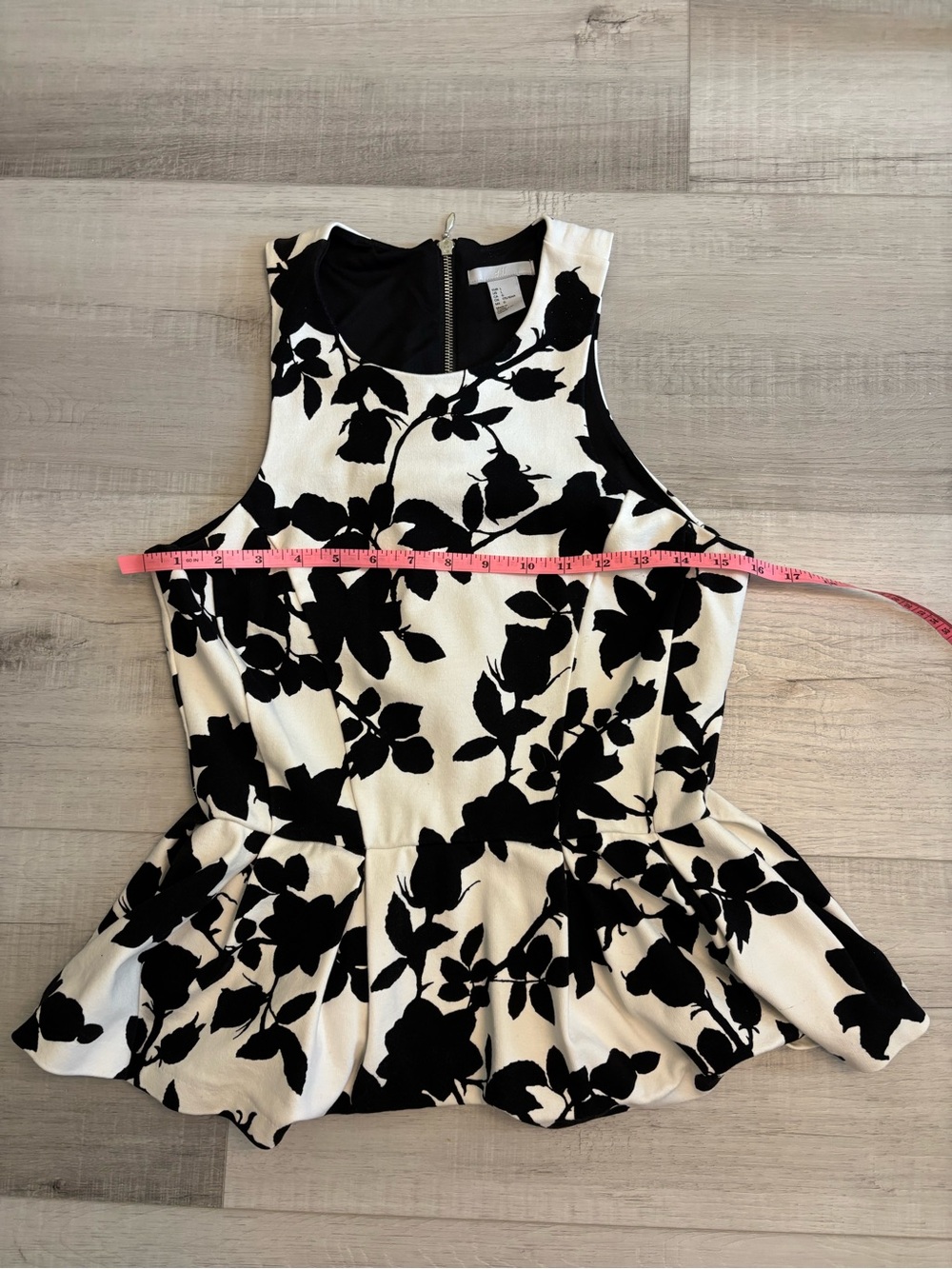 H&M Black & Cream Floral Peplum Camisole - Picture 9 of 11